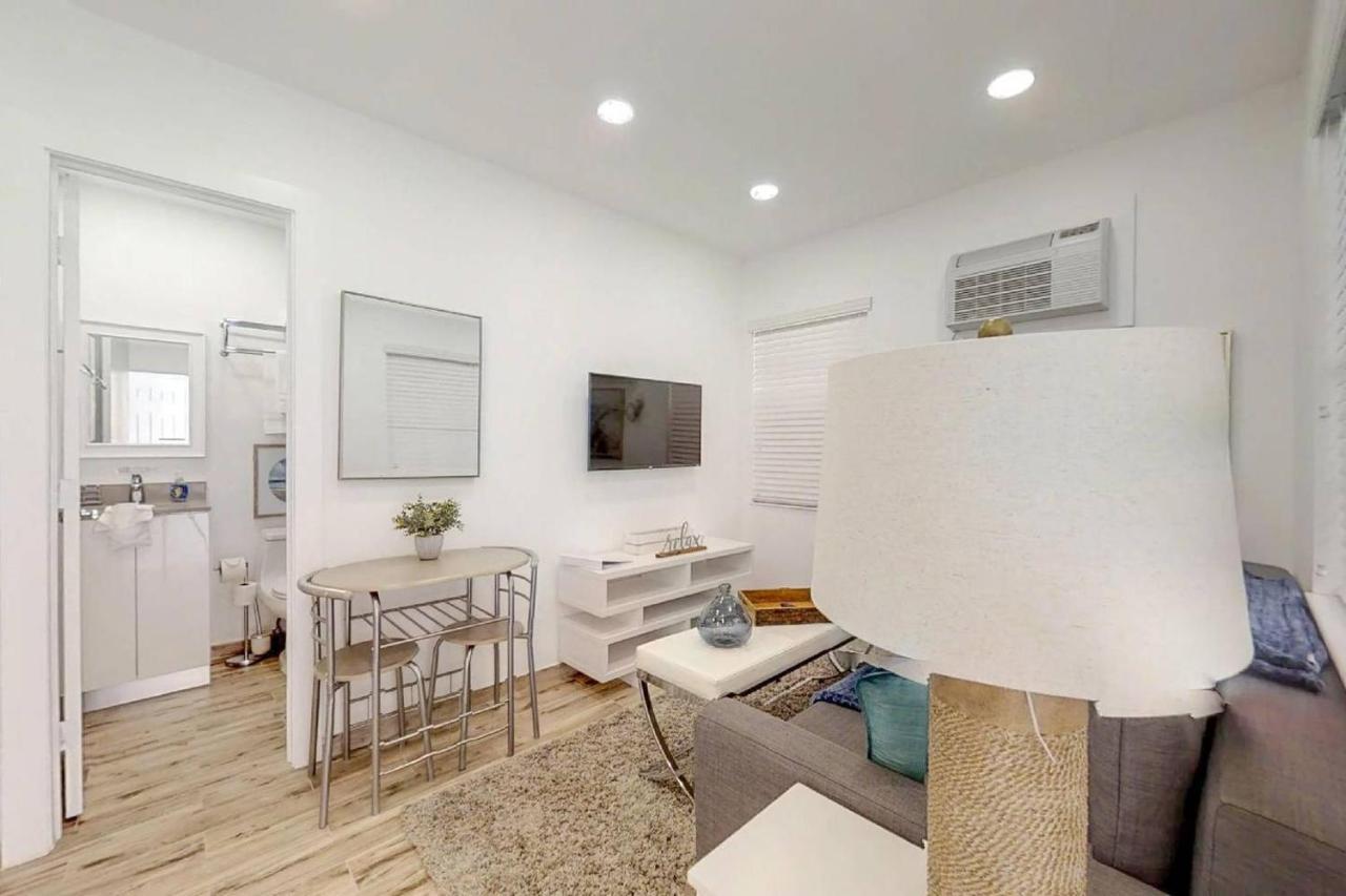Chick & Fashionable 1 Bedroom Apt Beach Unit # 4 Dania Beach Exterior foto